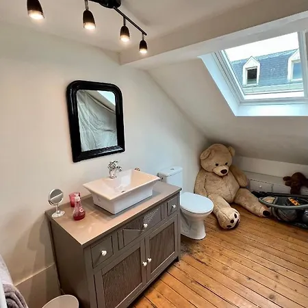Privat bolig Studio Avec Acces Jardin-terrasse