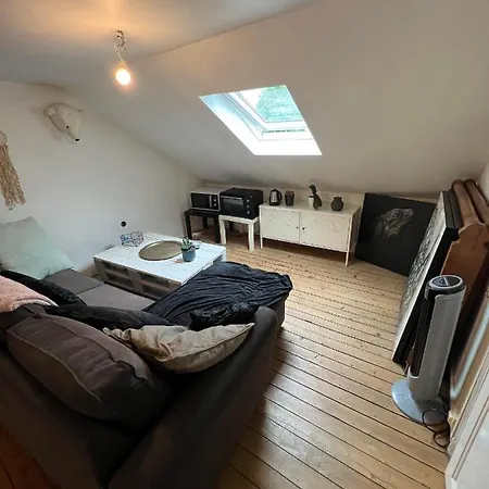 Studio Avec Acces Jardin-terrasse Privat bolig